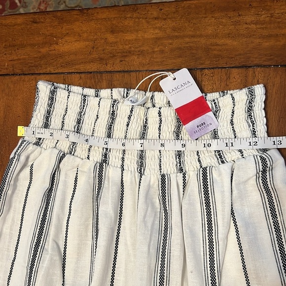 LASCANA NWT Women's Striped Wide Leg Size 4 Black and Cream Pants - Picture 6 of 13